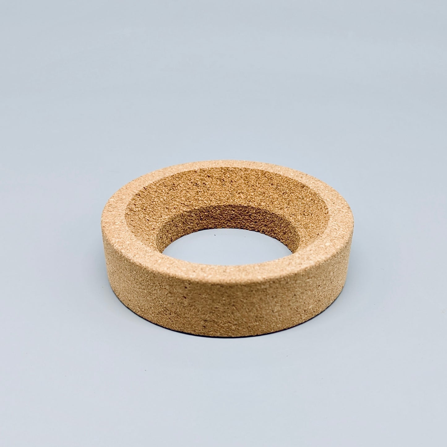 Softwood base for round-bottom flask