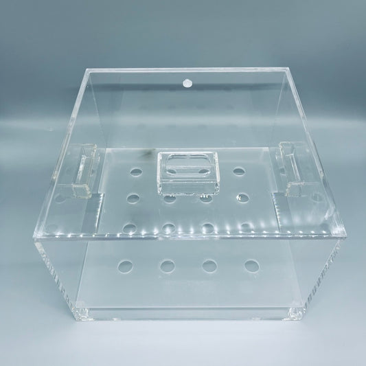 Plexiglass desiccator
