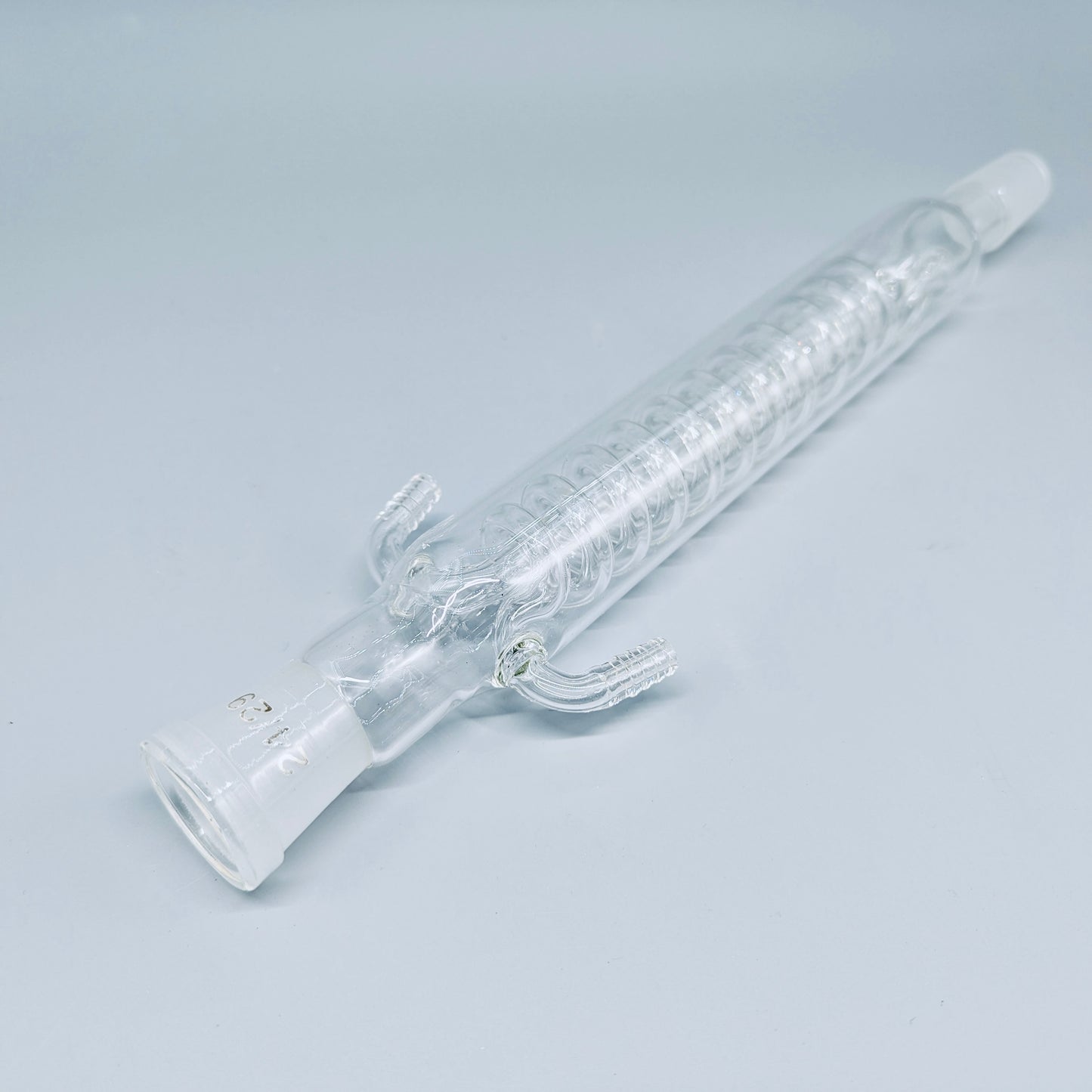 Serpentine reflux condenser